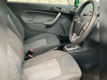 Used Ford Fiesta 2010 for sale - 78672032: Photo