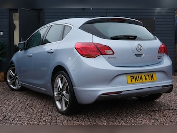 Used Vauxhall Astra 2014 for sale - 77220835: Photo