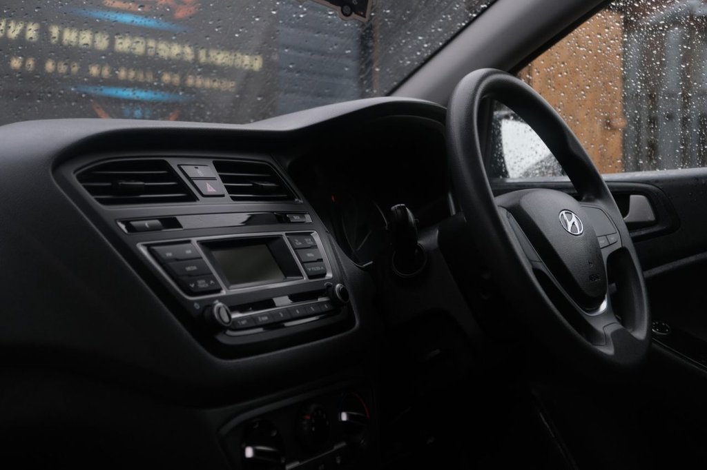 Used Hyundai i20 2017 for sale - 77849601: Photo 11