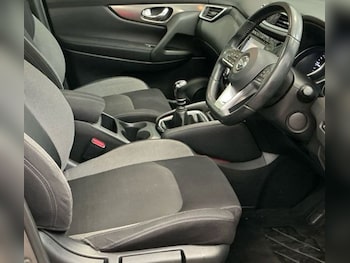 Used Nissan Qashqai 2017 for sale - 78501516: Photo