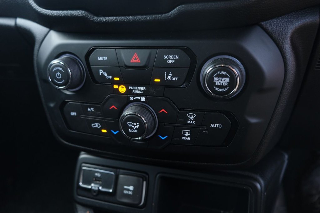 Used Jeep Renegade 2018 for sale - 77220856: Photo 19