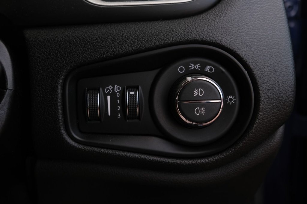 Used Jeep Renegade 2018 for sale - 77220856: Photo 21