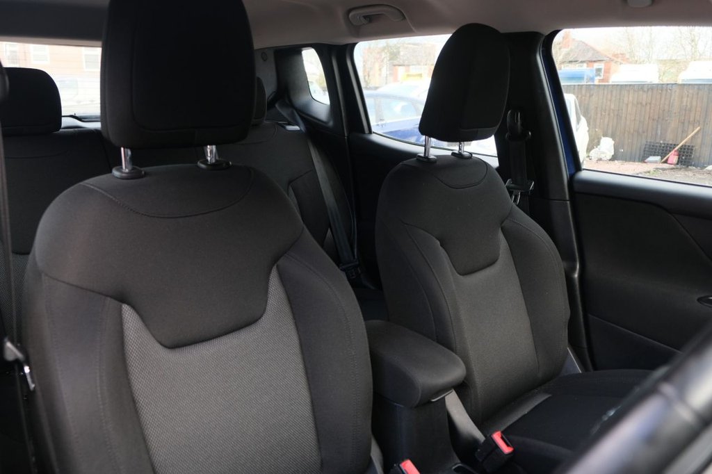 Used Jeep Renegade 2018 for sale - 77220856: Photo 8