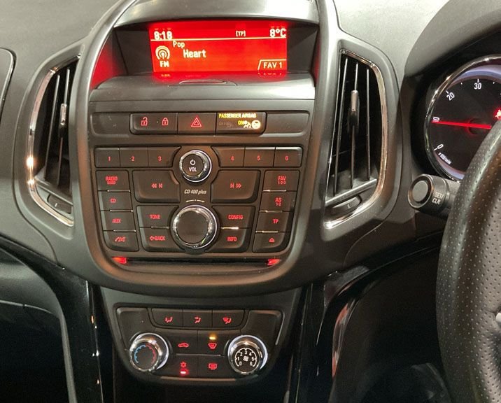 Used Vauxhall Zafira 2013 for sale - 77582979: Photo 2