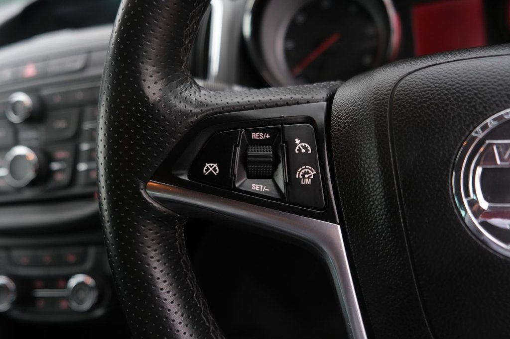 Used Vauxhall Zafira Tourer 2013 for sale - 77582979: Photo 20