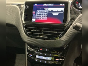 Used Peugeot 208 2016 for sale - 78418478: Photo