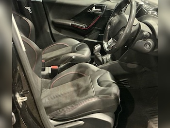 Used Peugeot 208 2016 for sale - 78418478: Photo