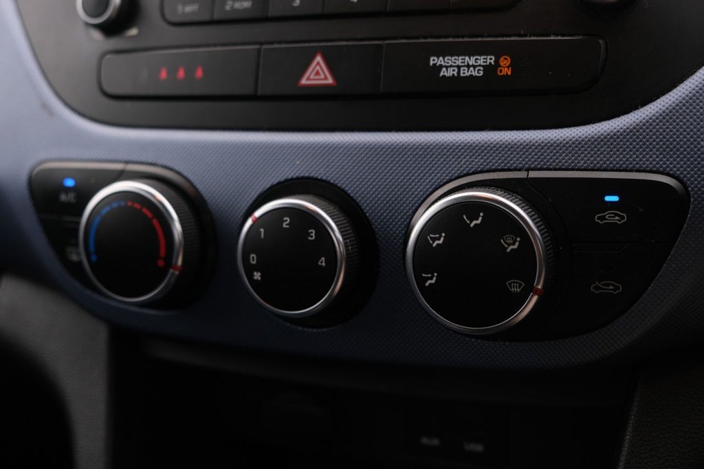 Used Hyundai i10 2014 for sale - 77220854: Photo 16