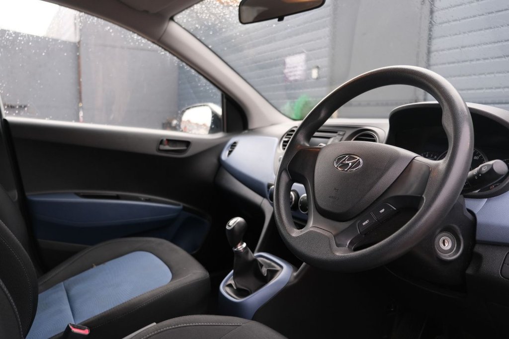 Used Hyundai i10 2014 for sale - 77220854: Photo 6