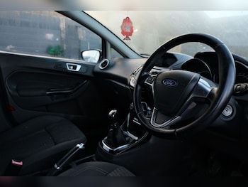 Used Ford Fiesta 2016 for sale - 77220853: Photo