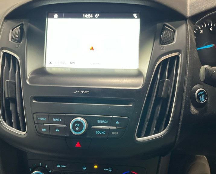 Used Ford Focus 2018 for sale - 77850188: Photo 2