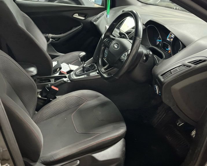 Used Ford Focus 2018 for sale - 77850188: Photo 3