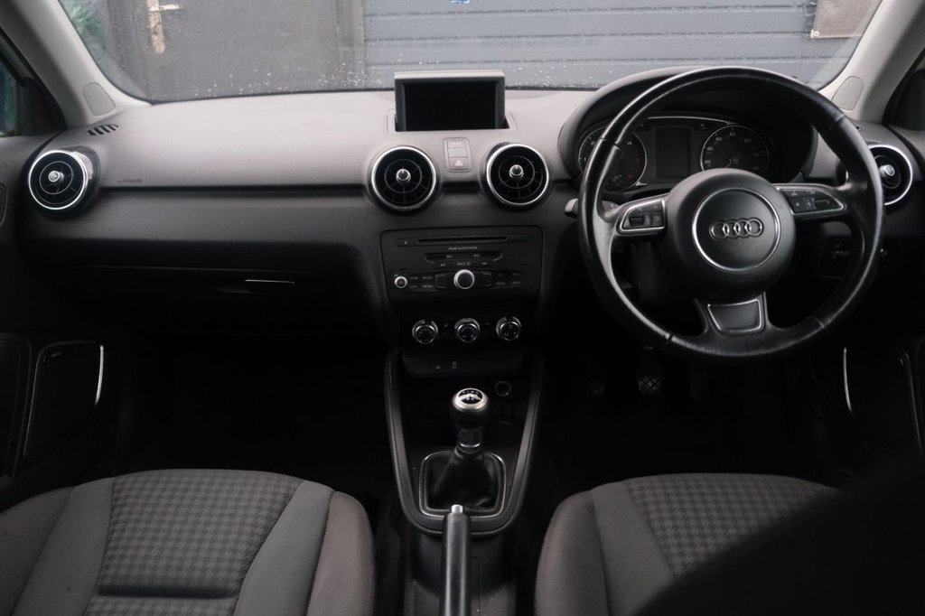 Used Audi A1 2010 for sale - 77919653: Photo 12