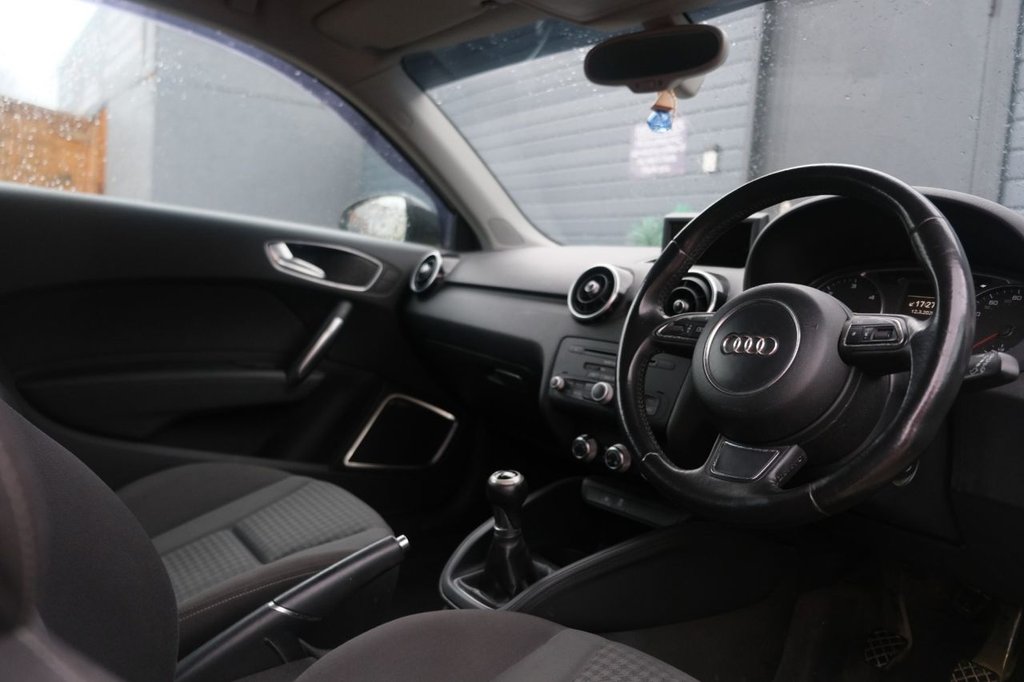 Used Audi A1 2010 for sale - 77919653: Photo 8
