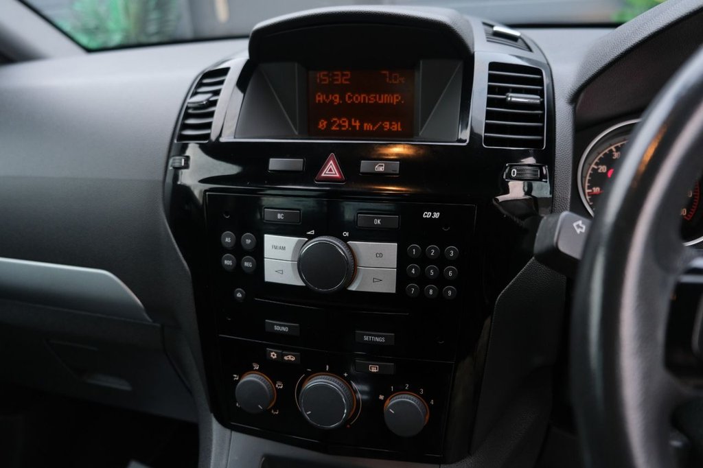 Used Vauxhall Zafira 2010 for sale - 77427917: Photo 20