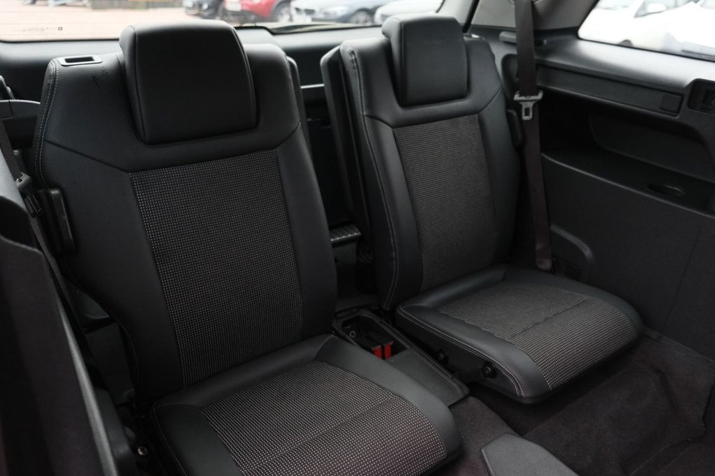 Used Vauxhall Zafira 2010 for sale - 77427917: Photo 23