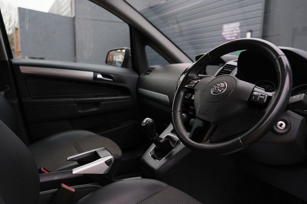 Used Vauxhall Zafira 2010 for sale - 77427917: Photo 9