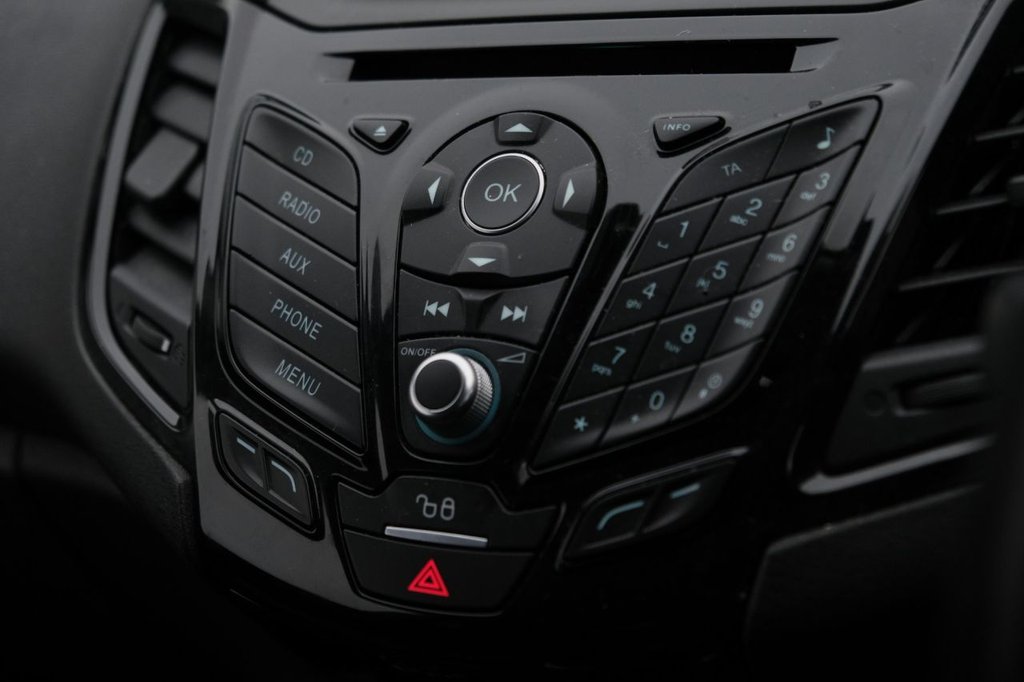 Used Ford Fiesta 2016 for sale - 77427923: Photo 21