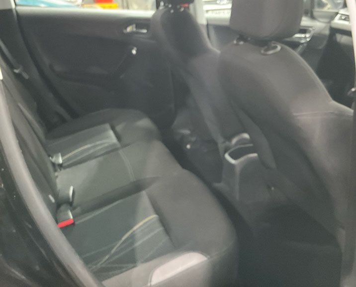 Used Peugeot 208 2013 for sale - 77850212: Photo 4