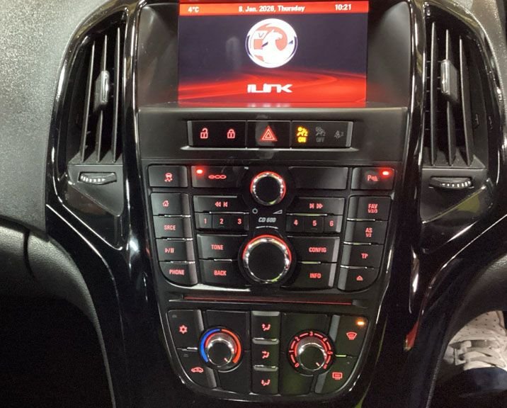 Used Vauxhall Astra GTC 2018 for sale - 77427919: Photo 2