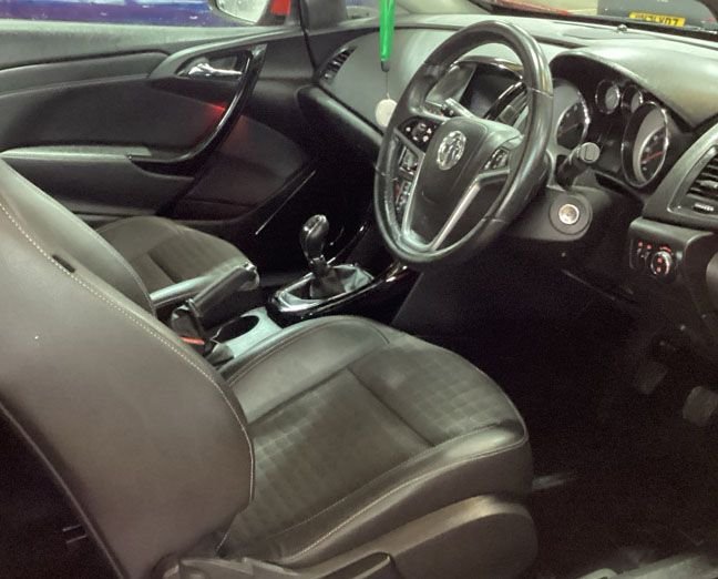 Used Vauxhall Astra GTC 2018 for sale - 77427919: Photo 3