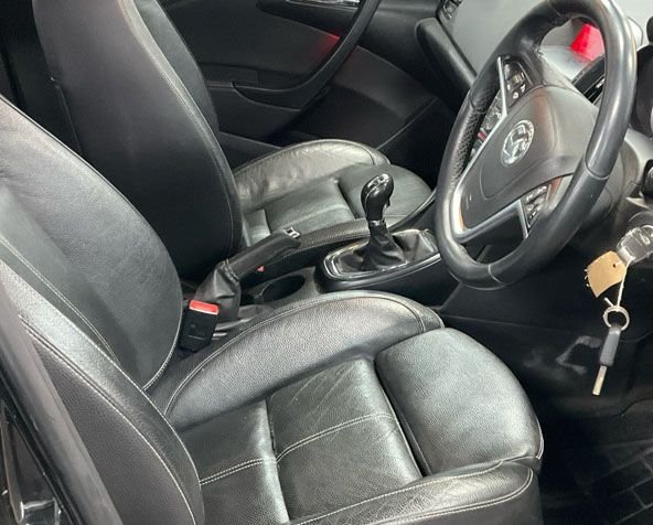 Used Vauxhall Astra 2015 for sale - 77583027: Photo 3