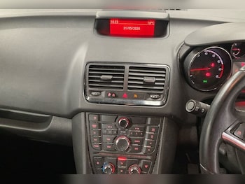 Used Vauxhall Meriva 2015 for sale - 78985653: Photo