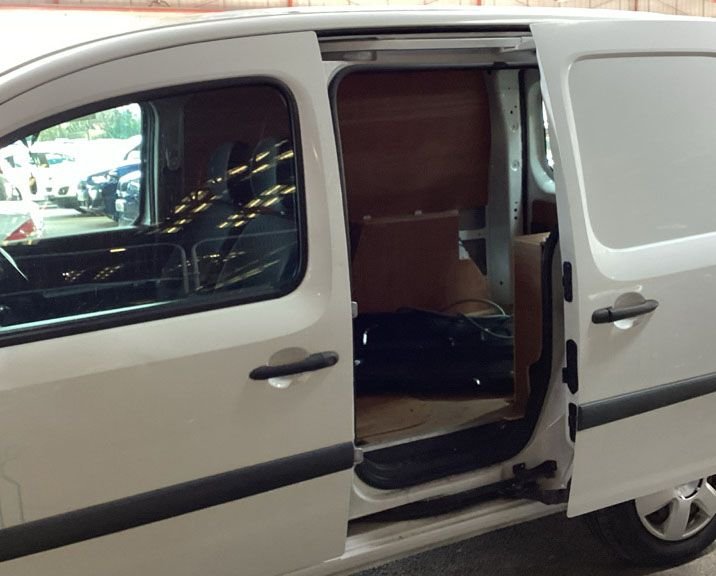 Used Renault Kangoo 2014 for sale - 77341355: Photo 4