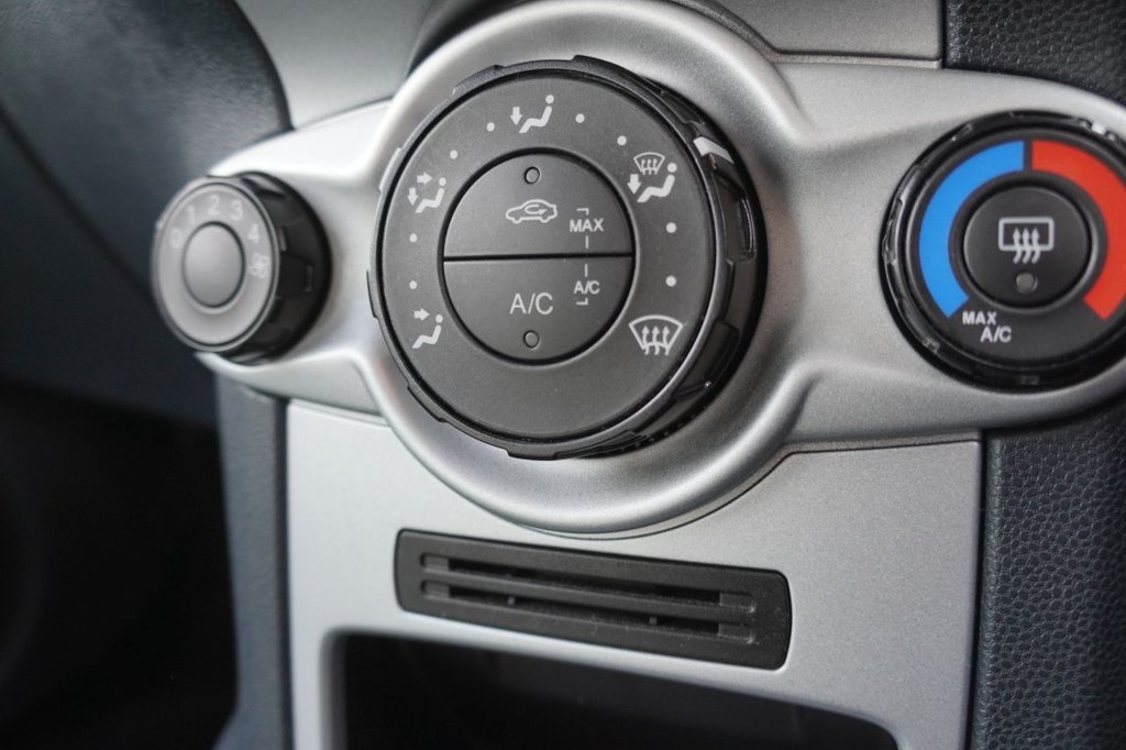 Used Ford Fiesta 2012 for sale - 78044773: Photo 13