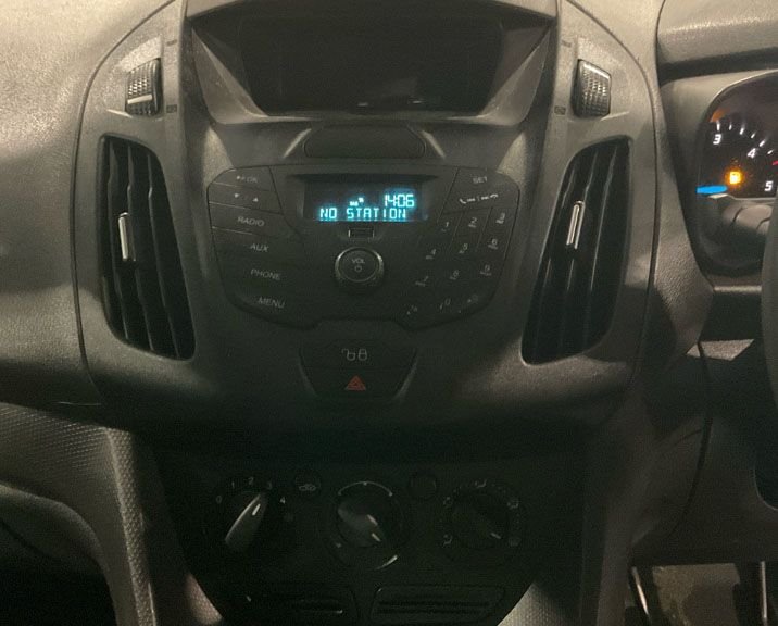 Used Ford Transit Connect 2017 for sale - 77341352: Photo 2