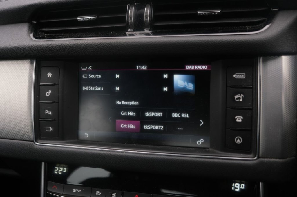 Used Jaguar XF 2015 for sale - 77583043: Photo 18