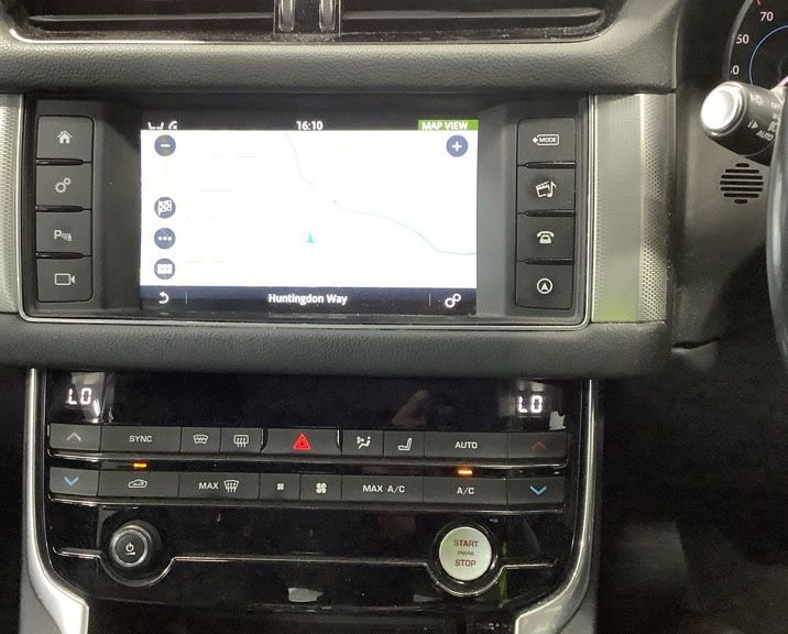 Used Jaguar XF 2015 for sale - 77583043: Photo 2