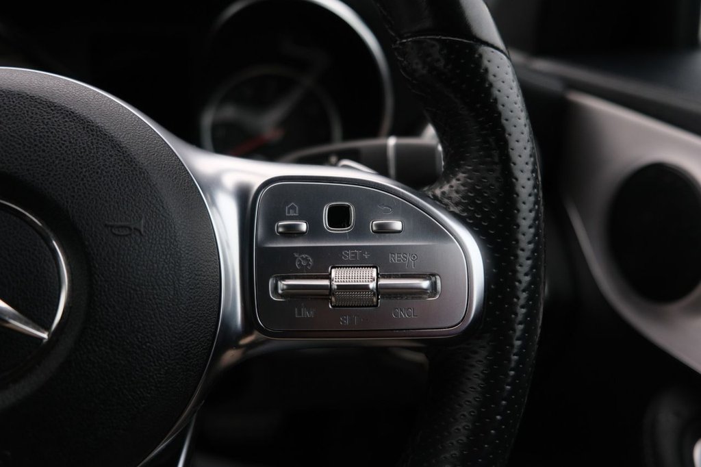 Used Mercedes-Benz C Class 2018 for sale - 77220840: Photo 17