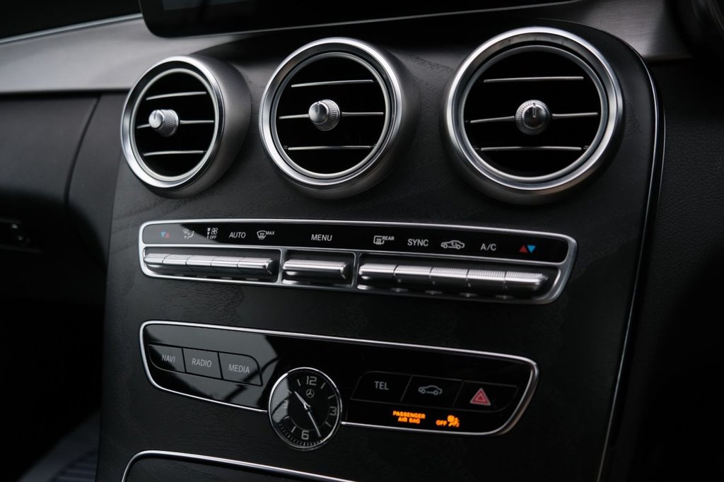 Used Mercedes-Benz C Class 2018 for sale - 77220840: Photo 21