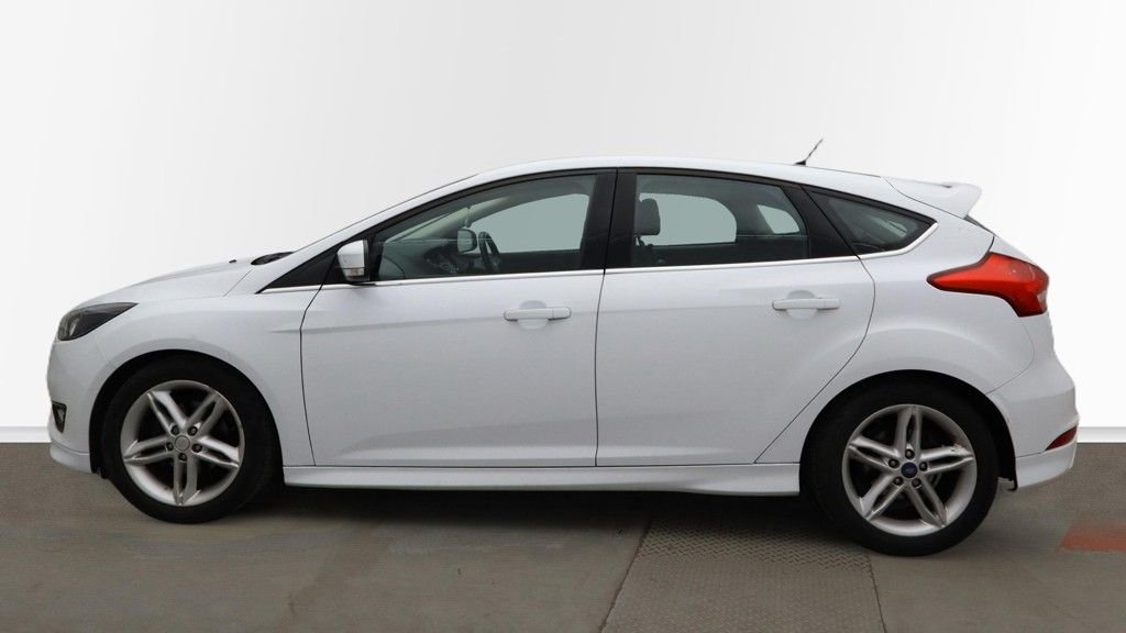 Used Ford Focus 2015 for sale - 77427920: Photo 15