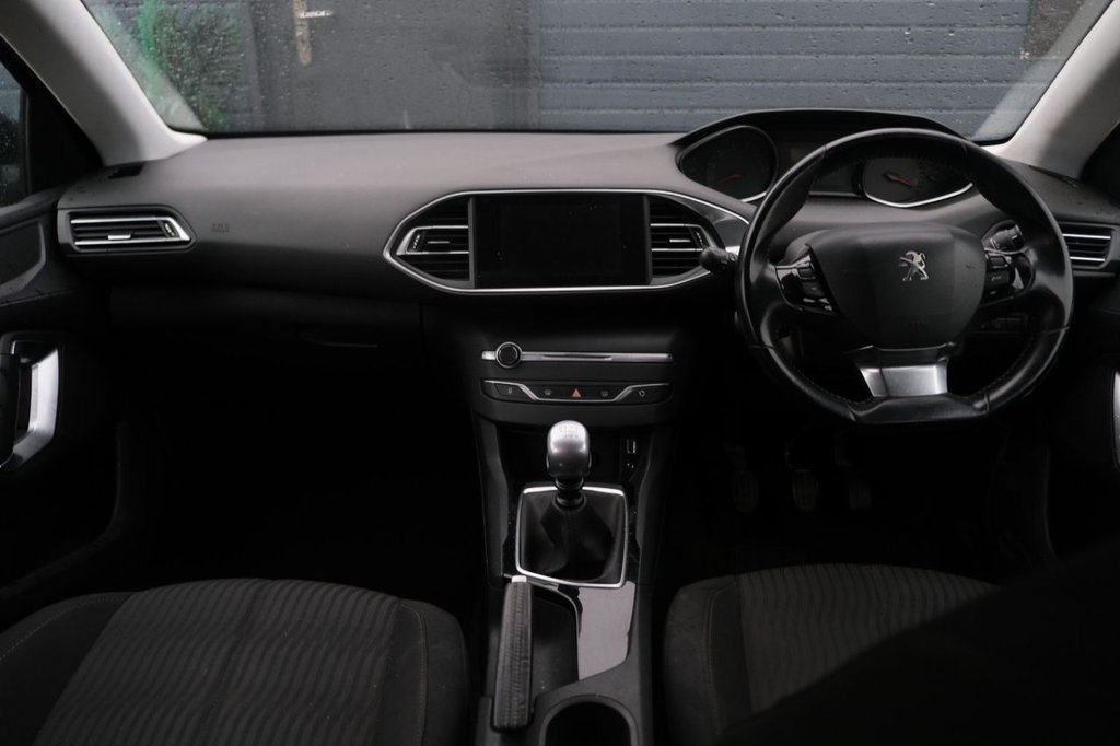 Used Peugeot 308 2016 for sale - 77850402: Photo 13