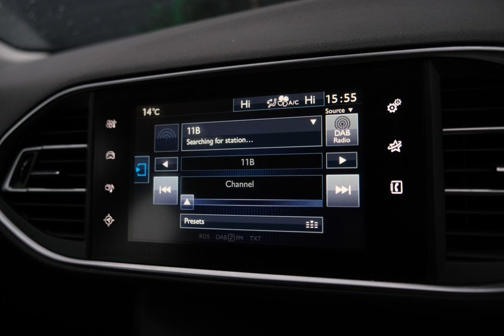 Used Peugeot 308 2016 for sale - 77850402: Photo 21