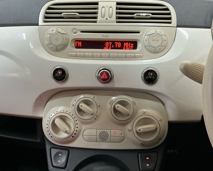 Used Fiat 500 2010 for sale - 77327921: Photo 2