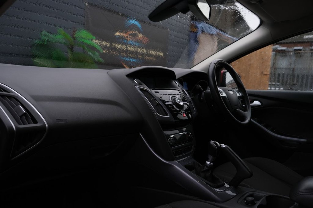 Used Ford Focus 2014 for sale - 77220843: Photo 10