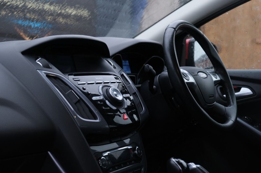 Used Ford Focus 2014 for sale - 77220843: Photo 11