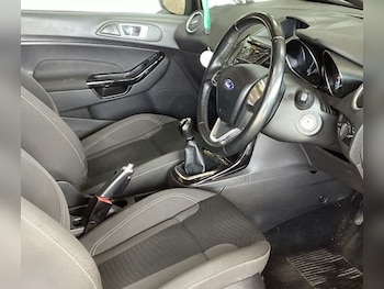 Used Ford Fiesta 2016 for sale - 78002967: Photo