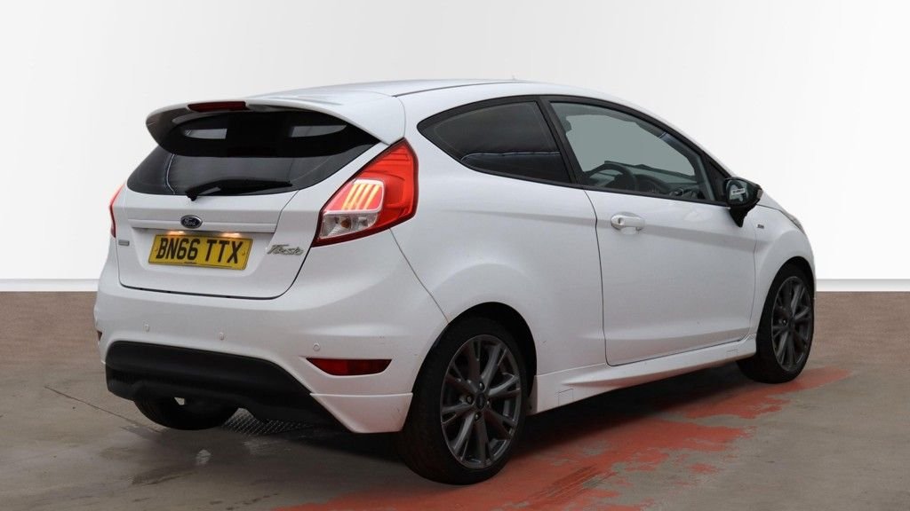 Used Ford Fiesta 2016 for sale - 77583031: Photo 12