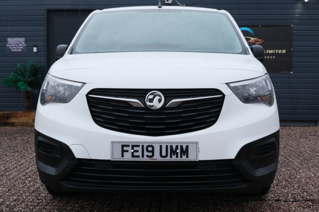 Used Vauxhall Combo 2019 for sale - 77220844: Photo 3