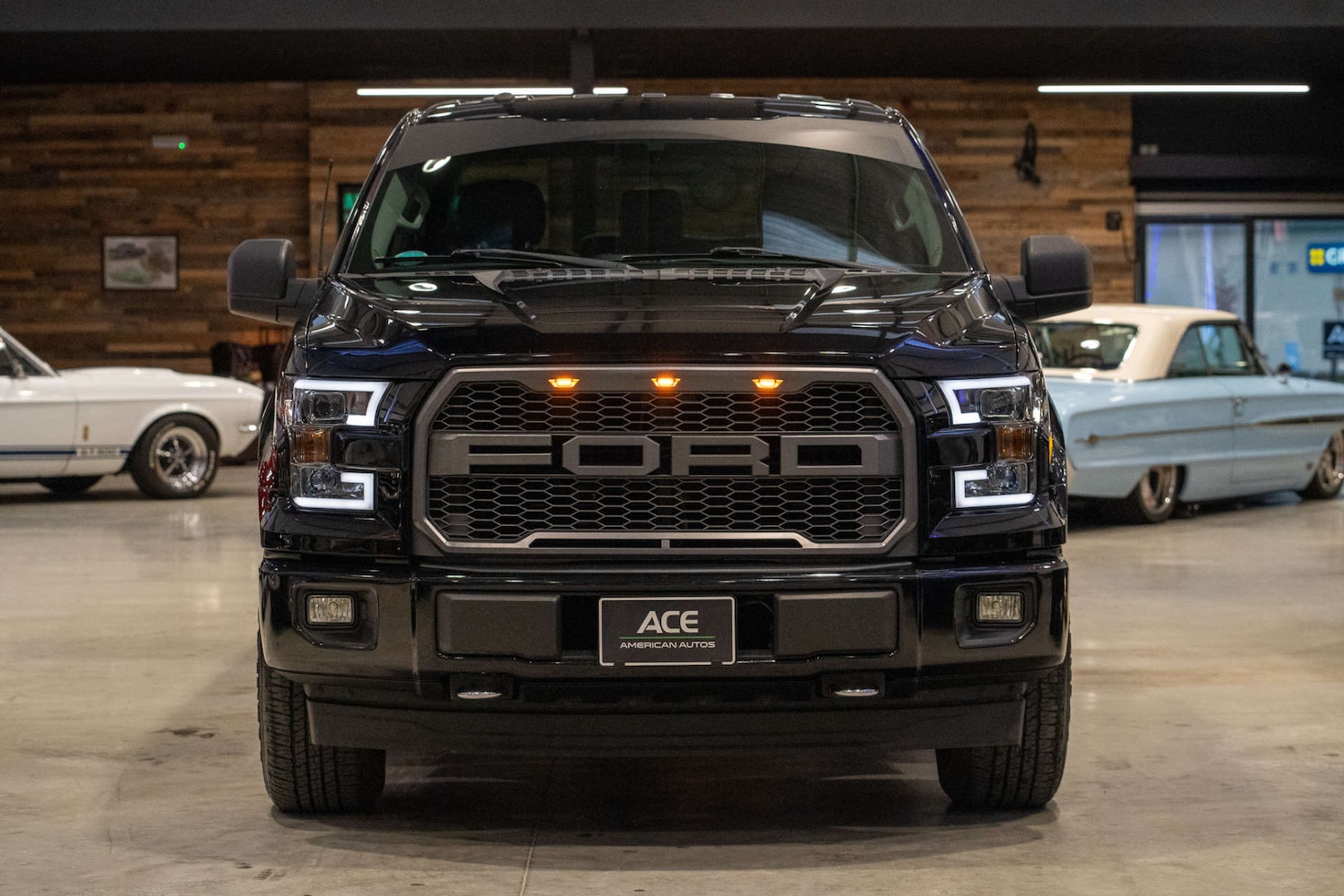 Used Ford F150 2017 for sale - 76735805: Photo 2