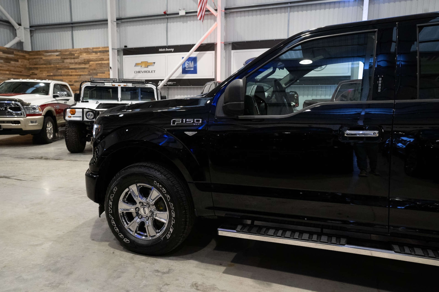 Used Ford F150 2017 for sale - 76735805: Photo 3