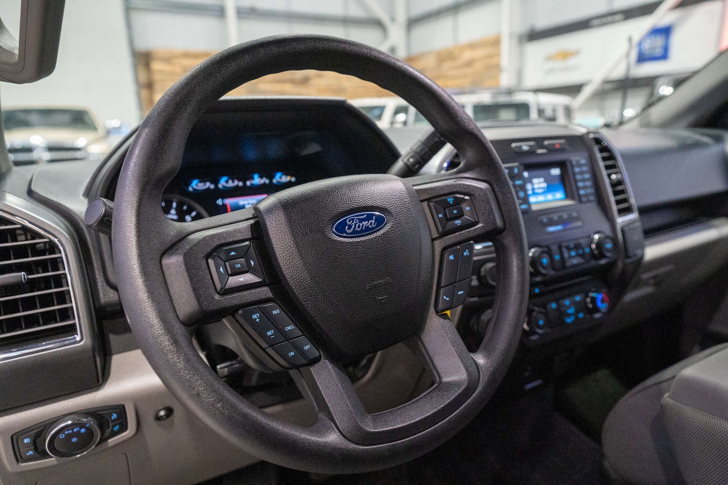 Used Ford F150 2017 for sale - 76735805: Photo 40