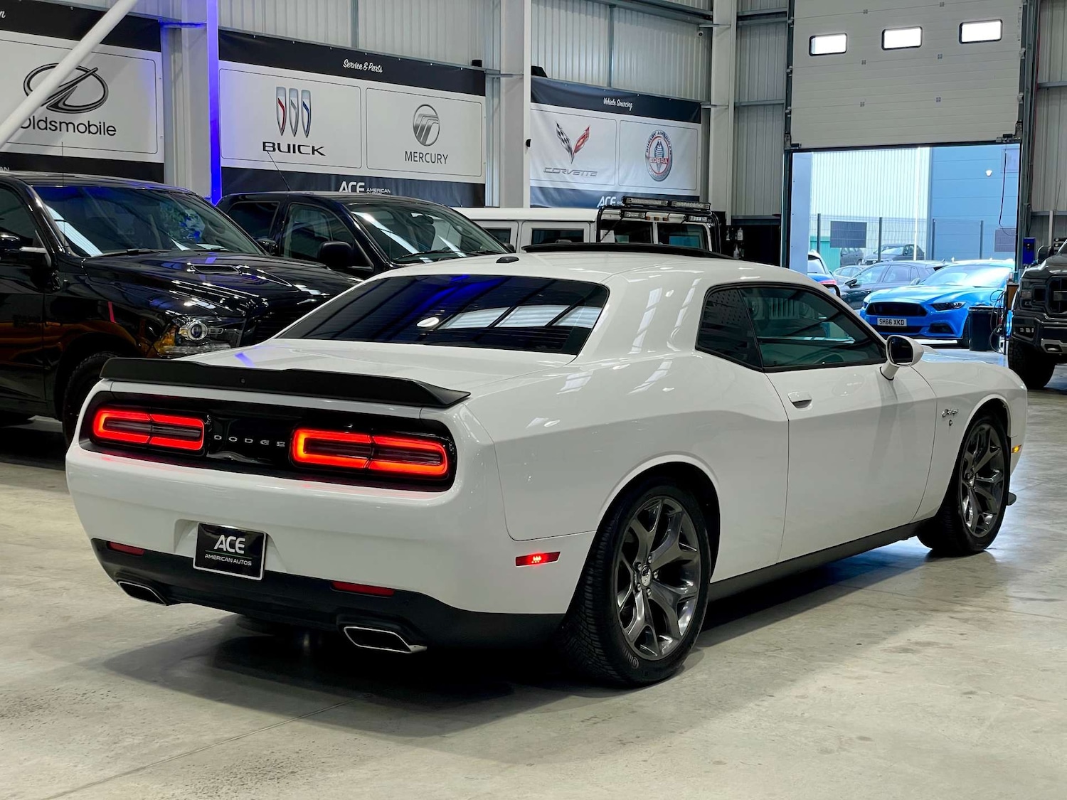 Used Dodge Challenger 2015 for sale - 77911318: Photo 10