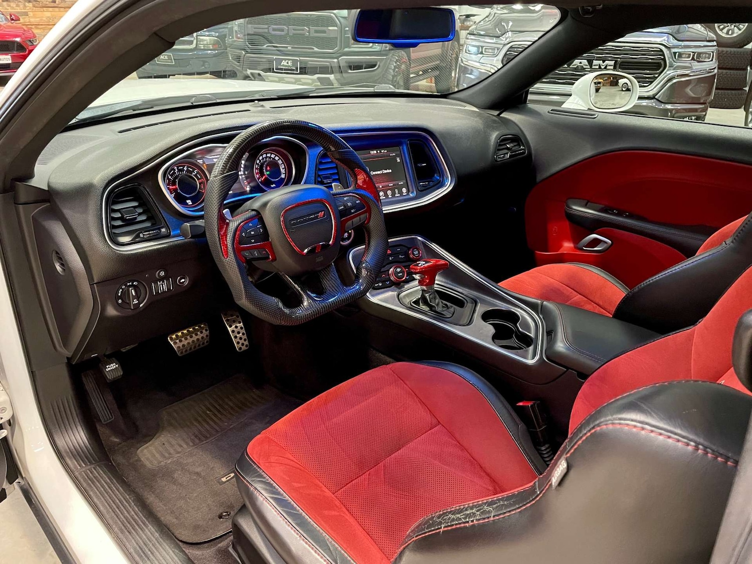 Used Dodge Challenger 2015 for sale - 77911318: Photo 21