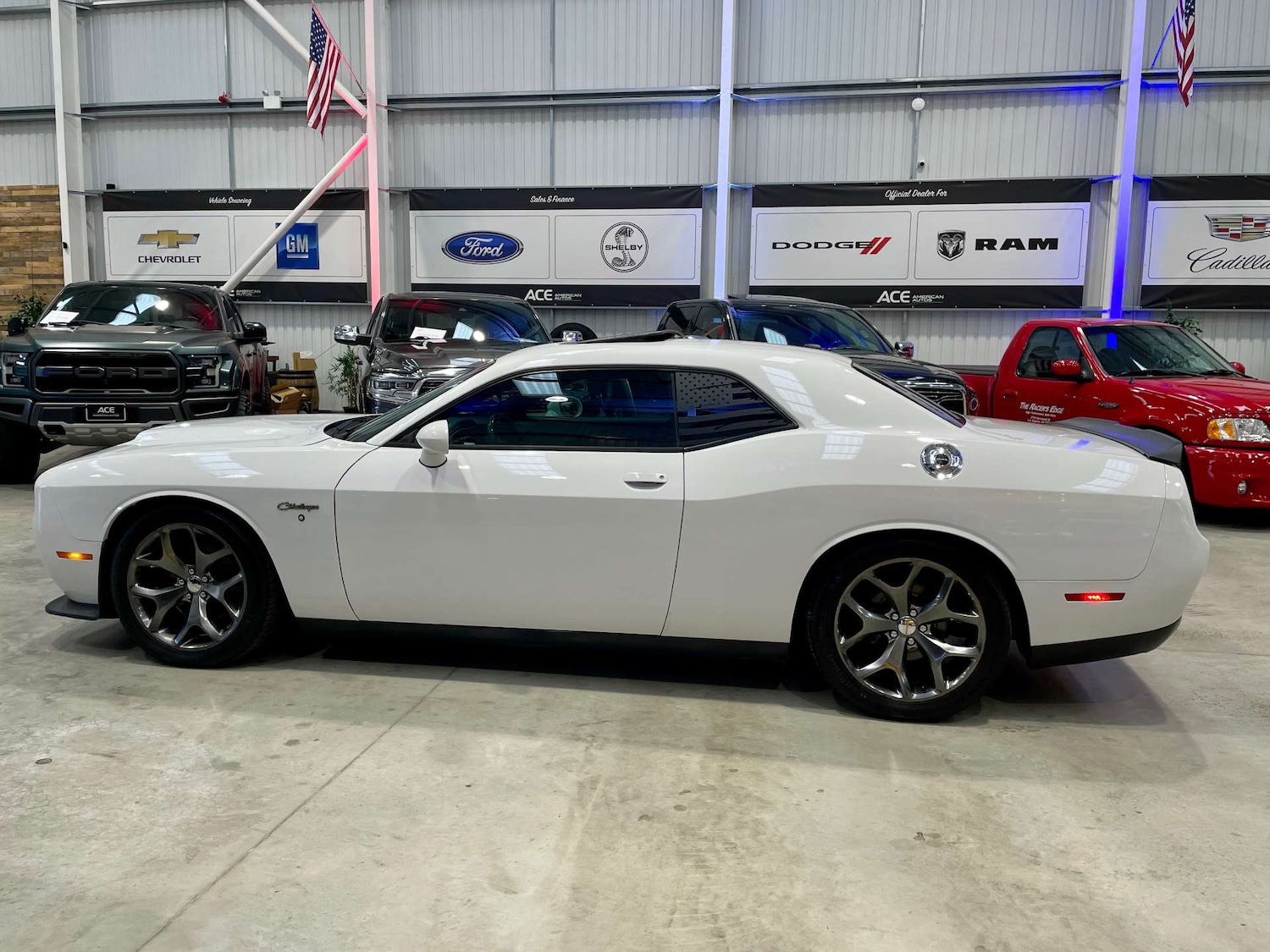 Used Dodge Challenger 2015 for sale - 77911318: Photo 6