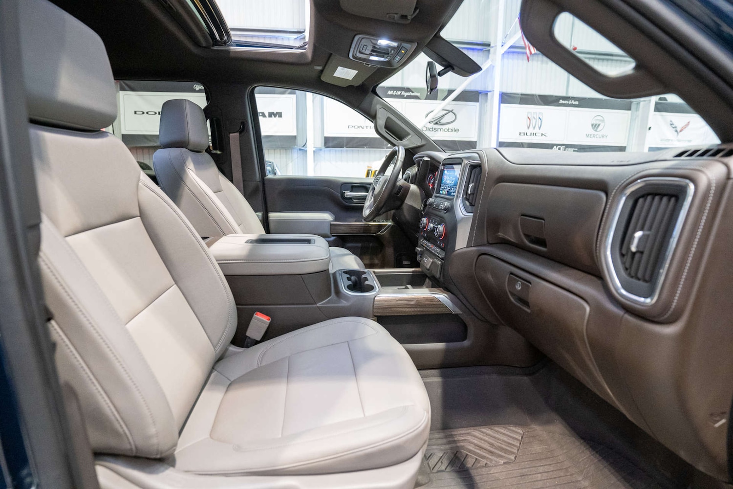 Used Chevrolet Silverado 2021 for sale - 76278578: Photo 60